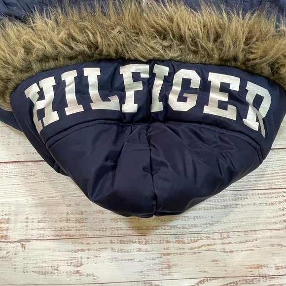 Girls Tommy Hilfiger Long Puffer Jacket with Faux Fur Hood - Picture 10 of 10